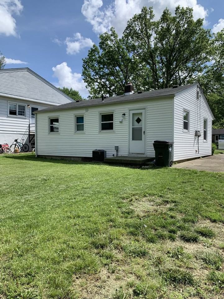 3915 Riverview Ave #NA - Photo 3 of 28