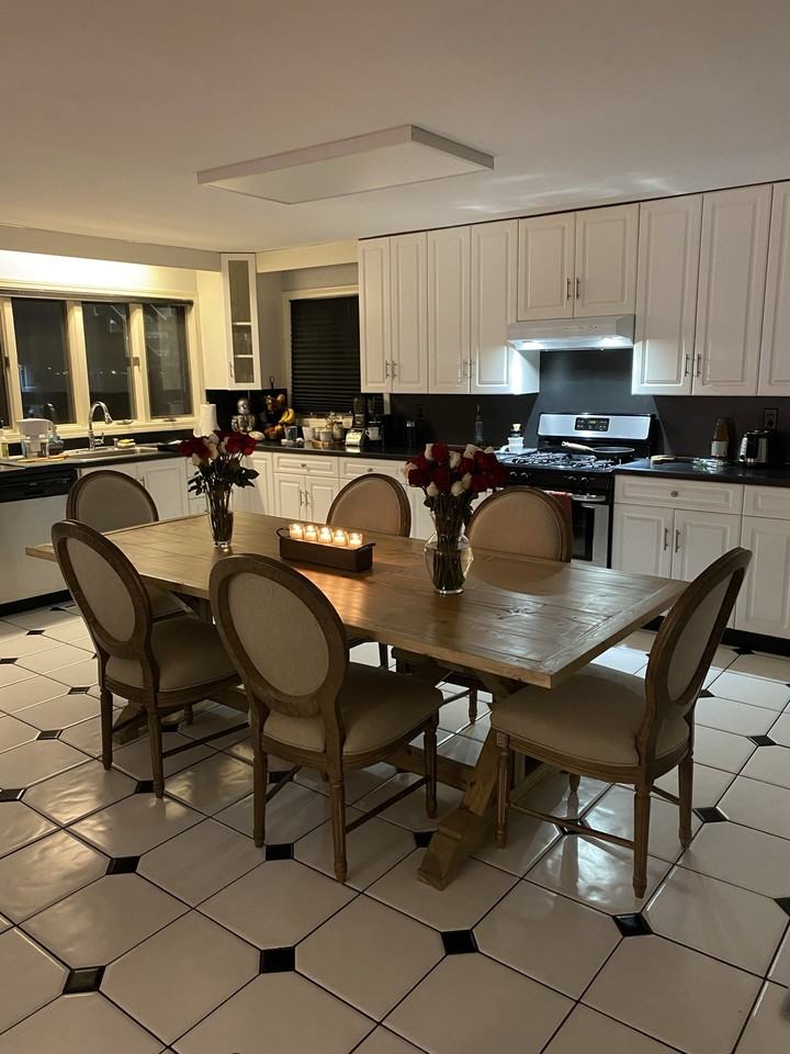 76 Townsend Ave #1stFL - Photo 6 of 17