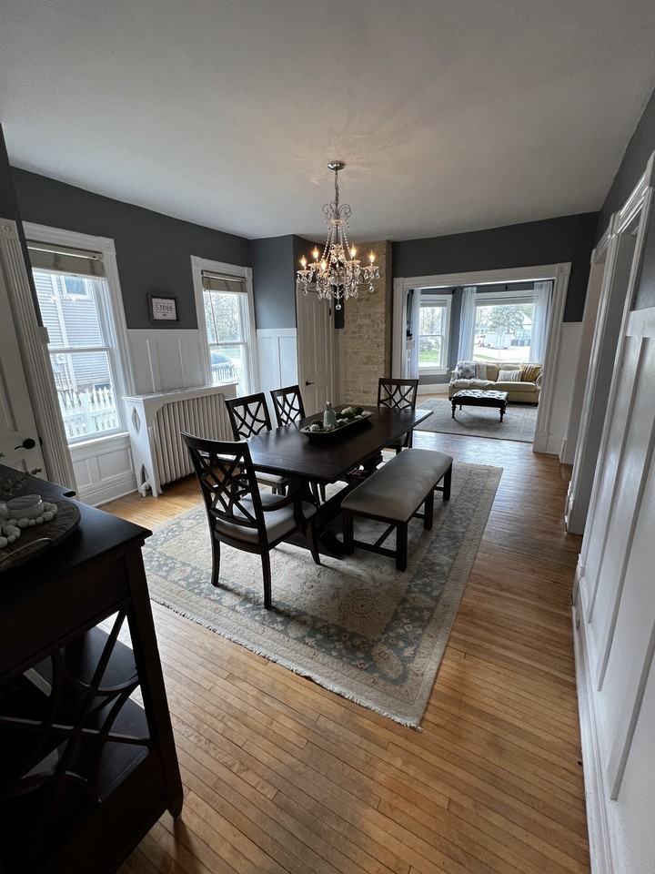 359 N Oakwood Ave #NA - Photo 3 of 17