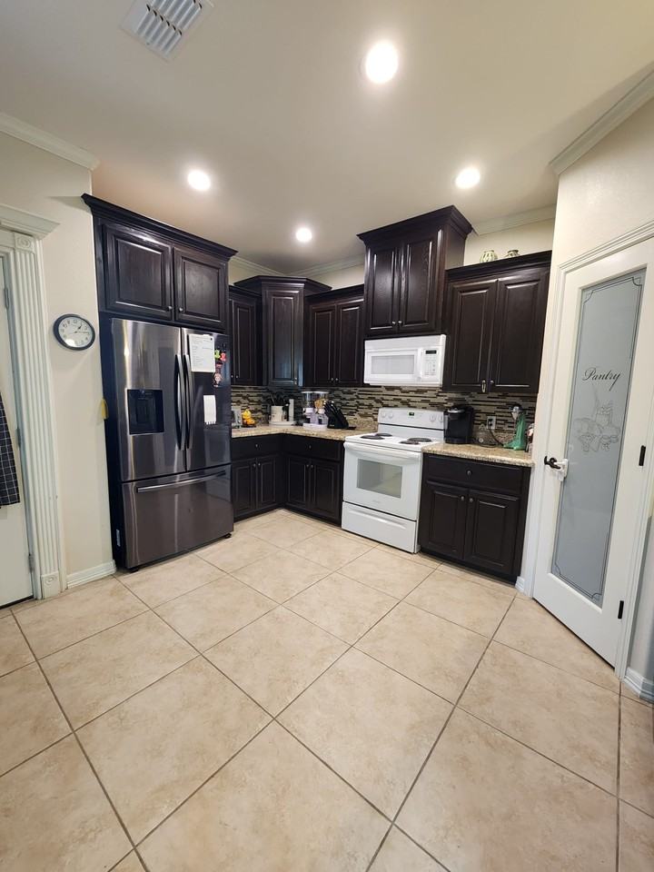 207 Los Laureles Dr #NA - Photo 3 of 9