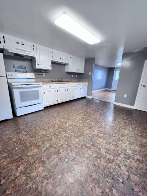 224 Dingledine St - Photo 5 of 11