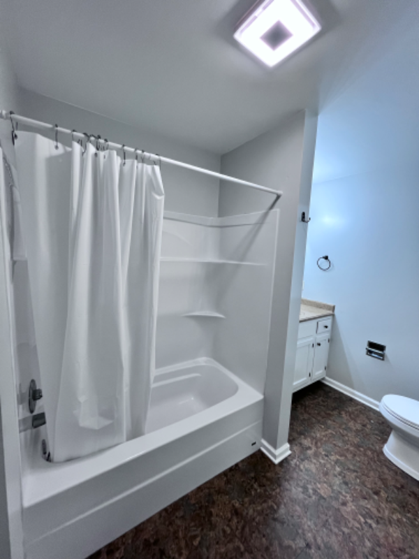 224 Dingledine St - Photo 7 of 11