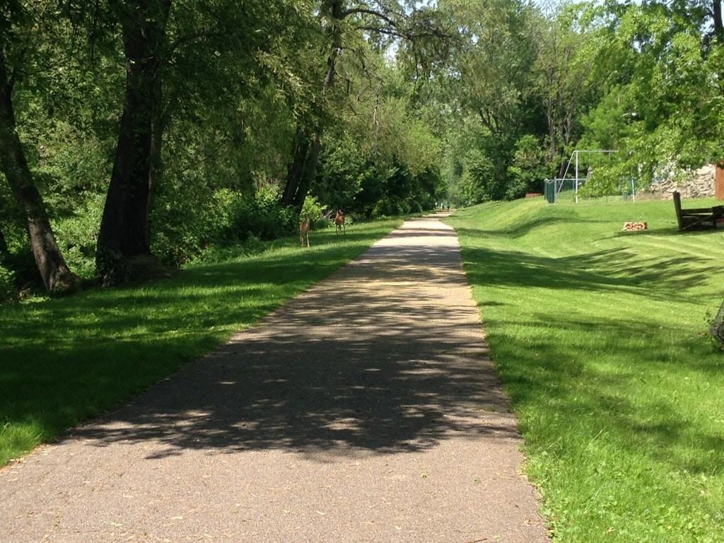 2207 Richland Avenue - Photo 2 of 15