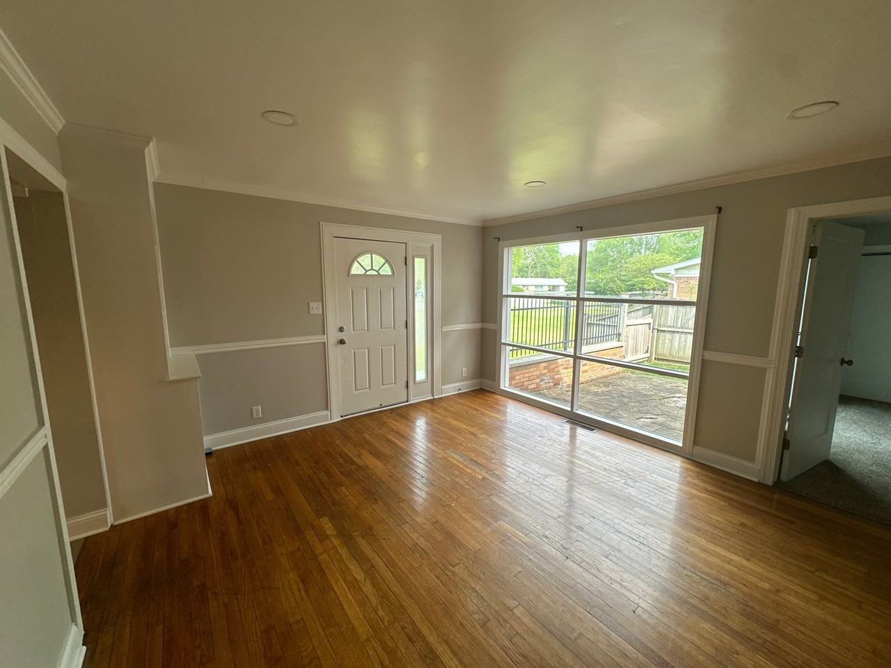 1370 Farley Dr #1370 - Photo 4 of 20