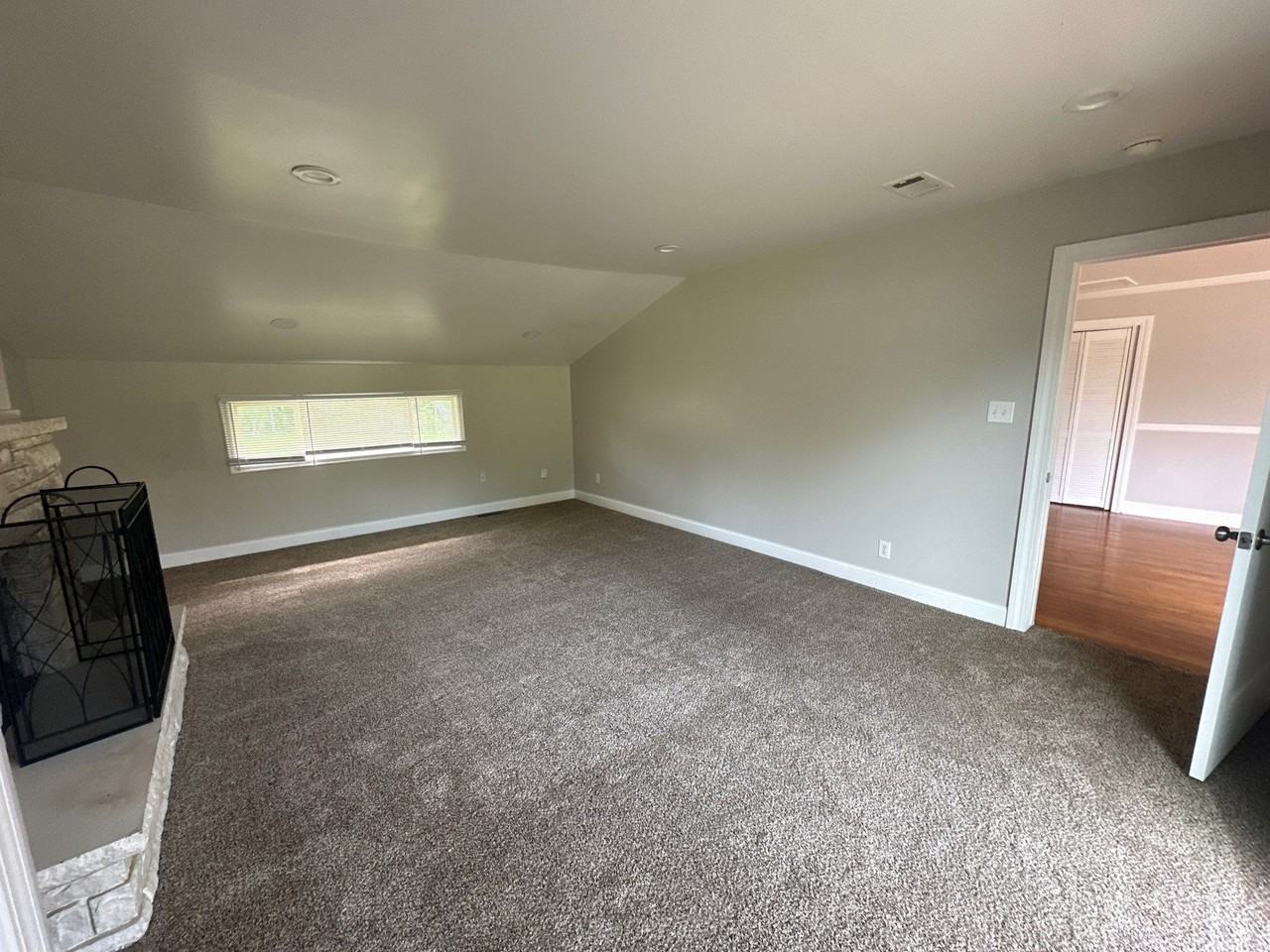 1370 Farley Dr #1370 - Photo 7 of 20