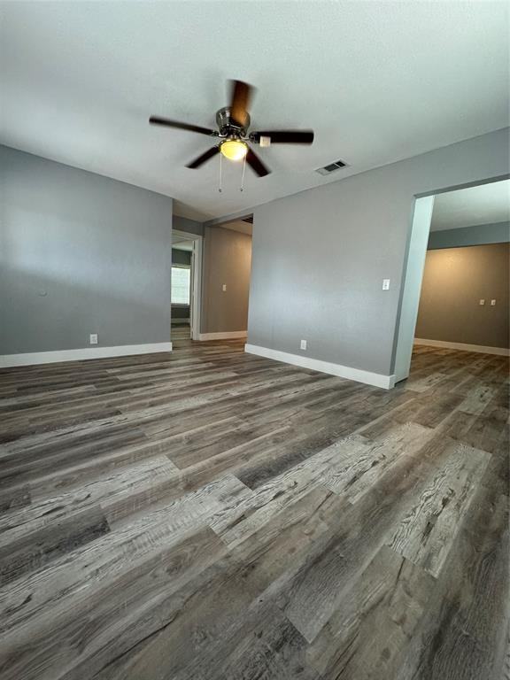 9103 Bluecrest Dr - Photo 2 of 7