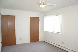 Galesburg Village Apartments - Photo 3 of 11