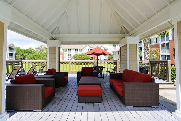 54 Magnolia Apartments - Photo 3 of 20