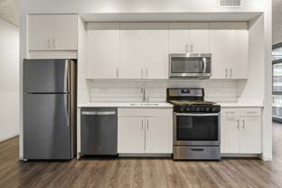 717 S Clark St - Photo 1 of 1