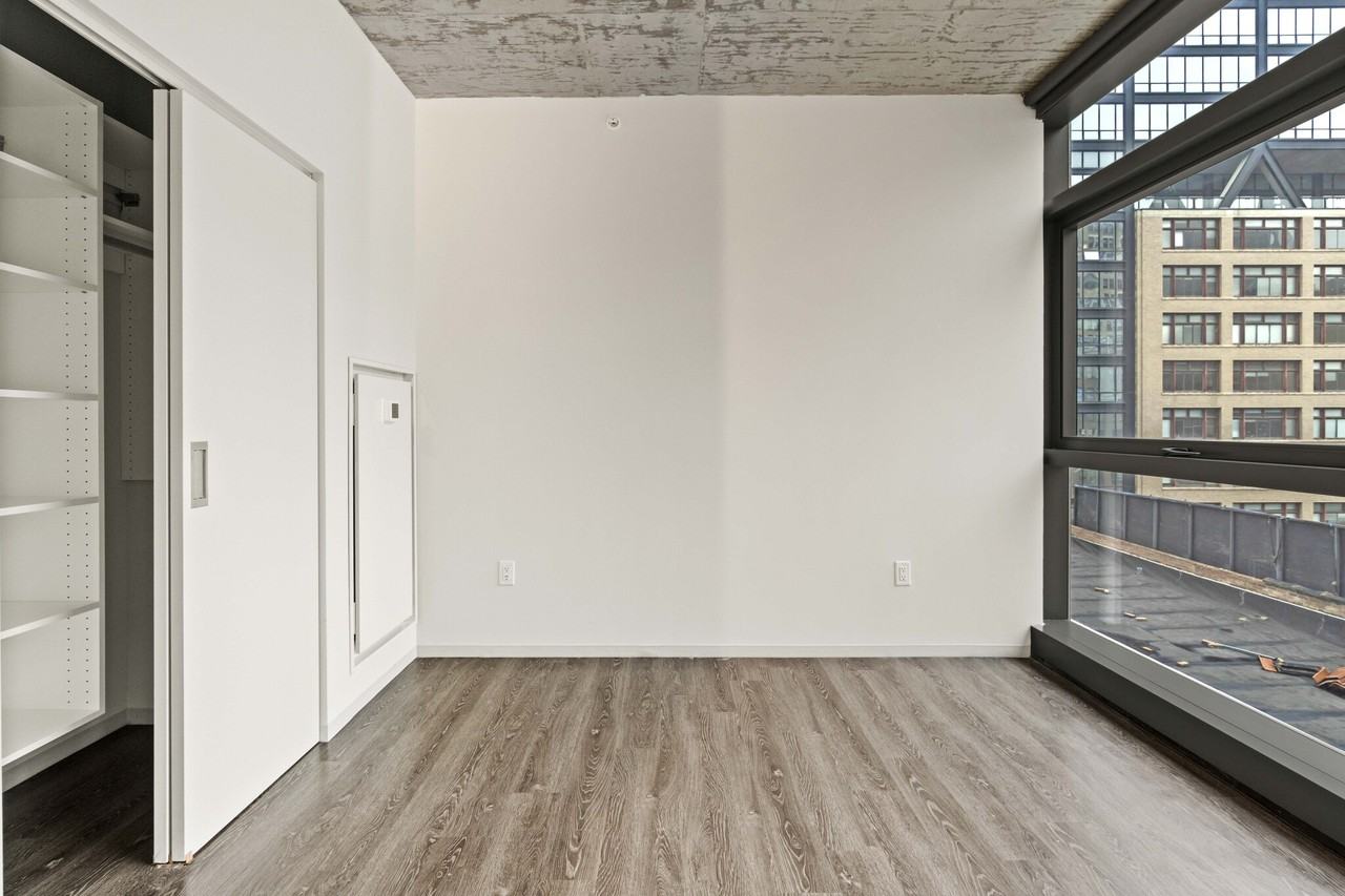 717 S Clark St #1-2DEN - Photo 2 of 20