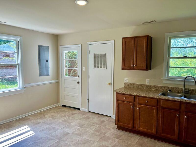 5607 Laporte Rd - Photo 3 of 17