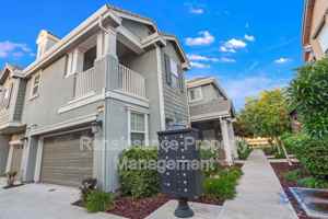 featured image of 194 S Veracruz Pl