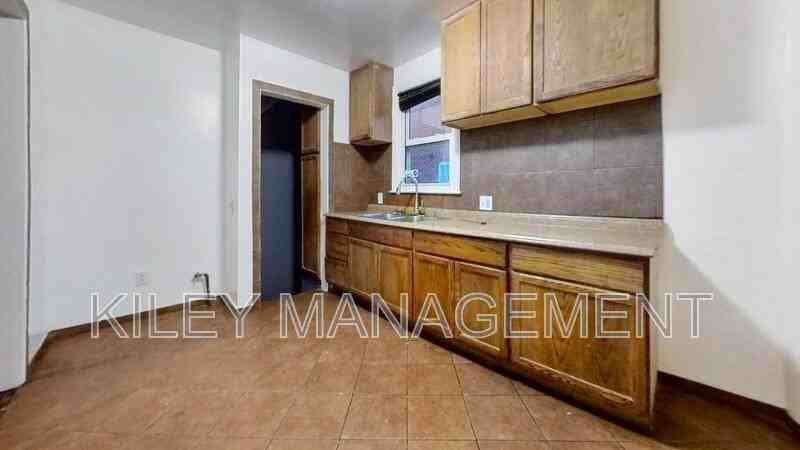 6824 Faust Avenue - Photo 5 of 13