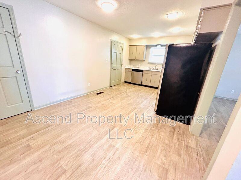 1801 Bailey Ave #A - Photo 7 of 12