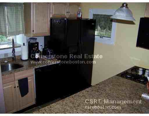 47 Ward St #3 - Photo 6 of 9