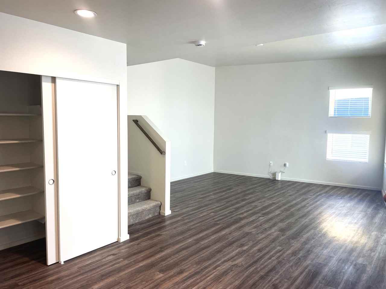 1876 S Math Quiz Dr - Photo 2 of 20