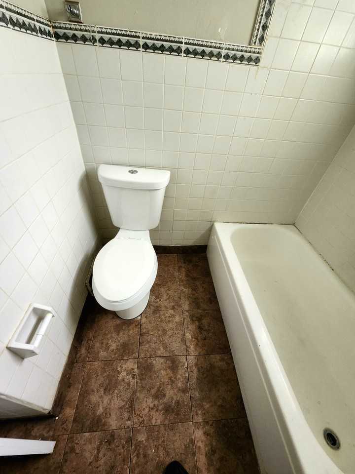 18063 Weston Rd - Photo 2 of 15