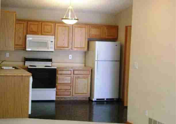 14812 58th St - Photo 3 of 8