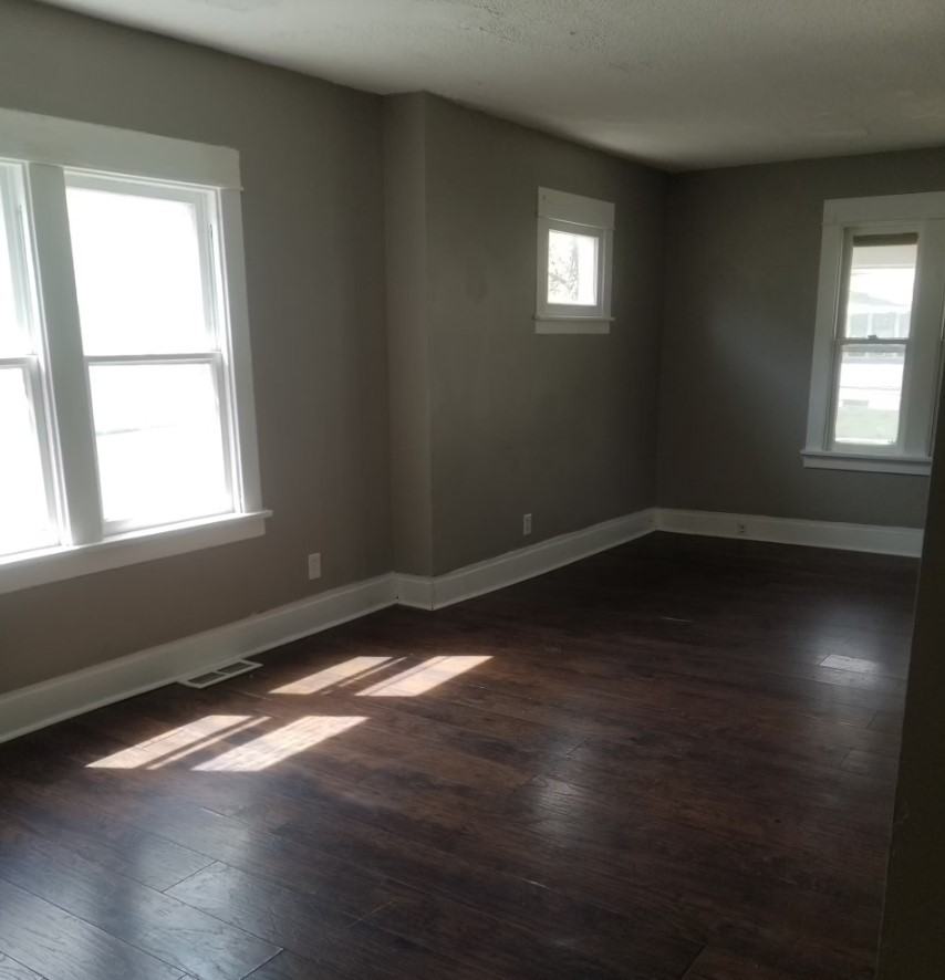 199 Hazelwood Ave - Photo 3 of 13