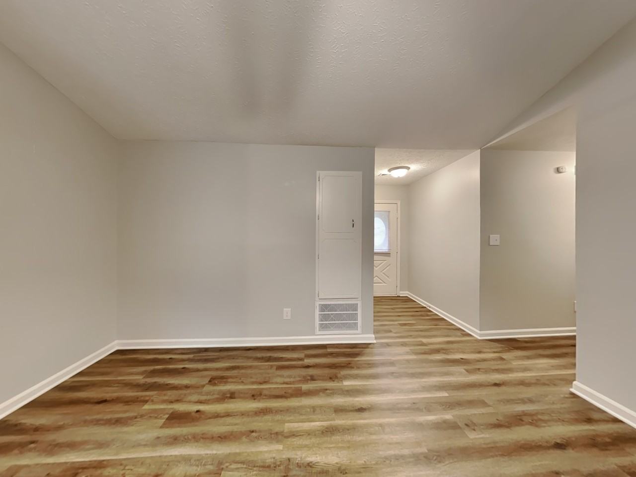 95 Rosebud Ln - Photo 3 of 18