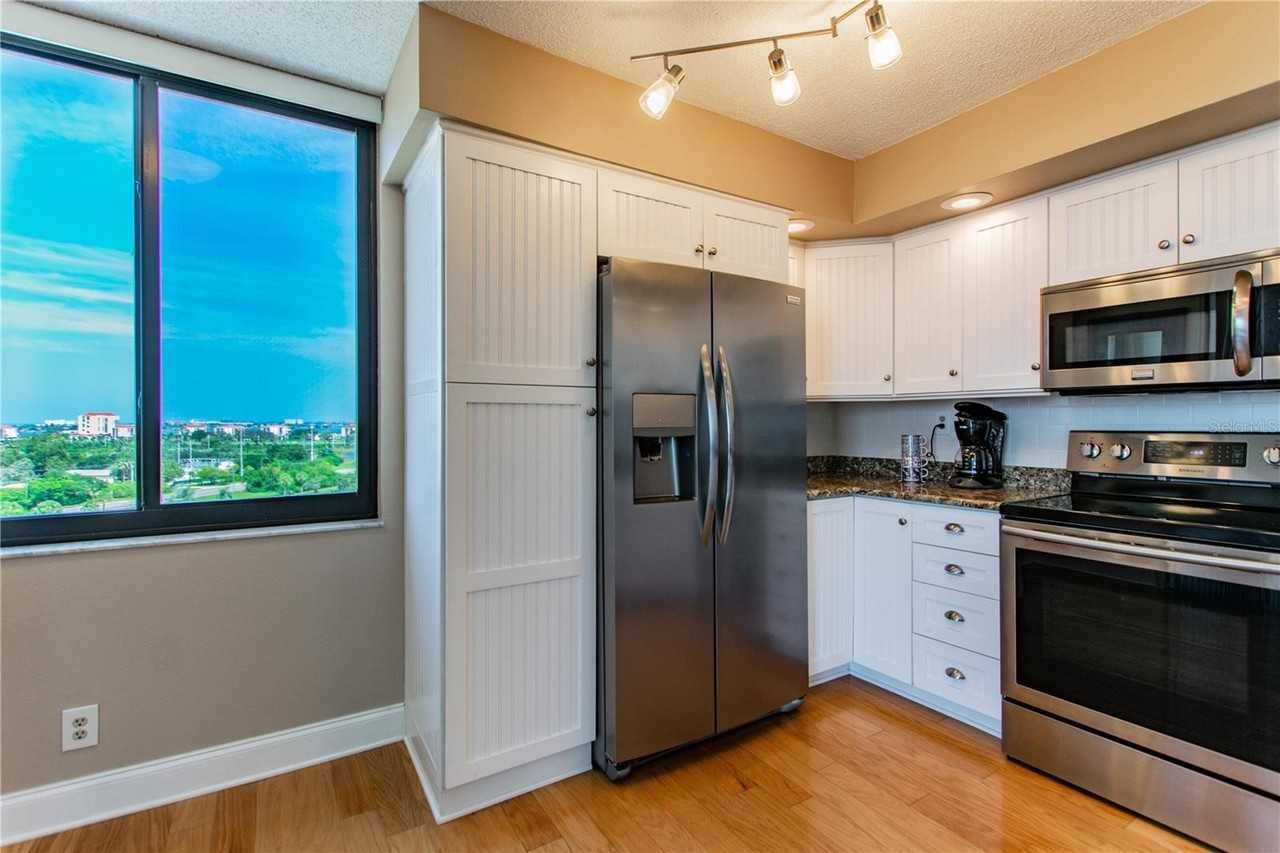 6322 Palma Del Mar Blvd S #1004 - Photo 5 of 30