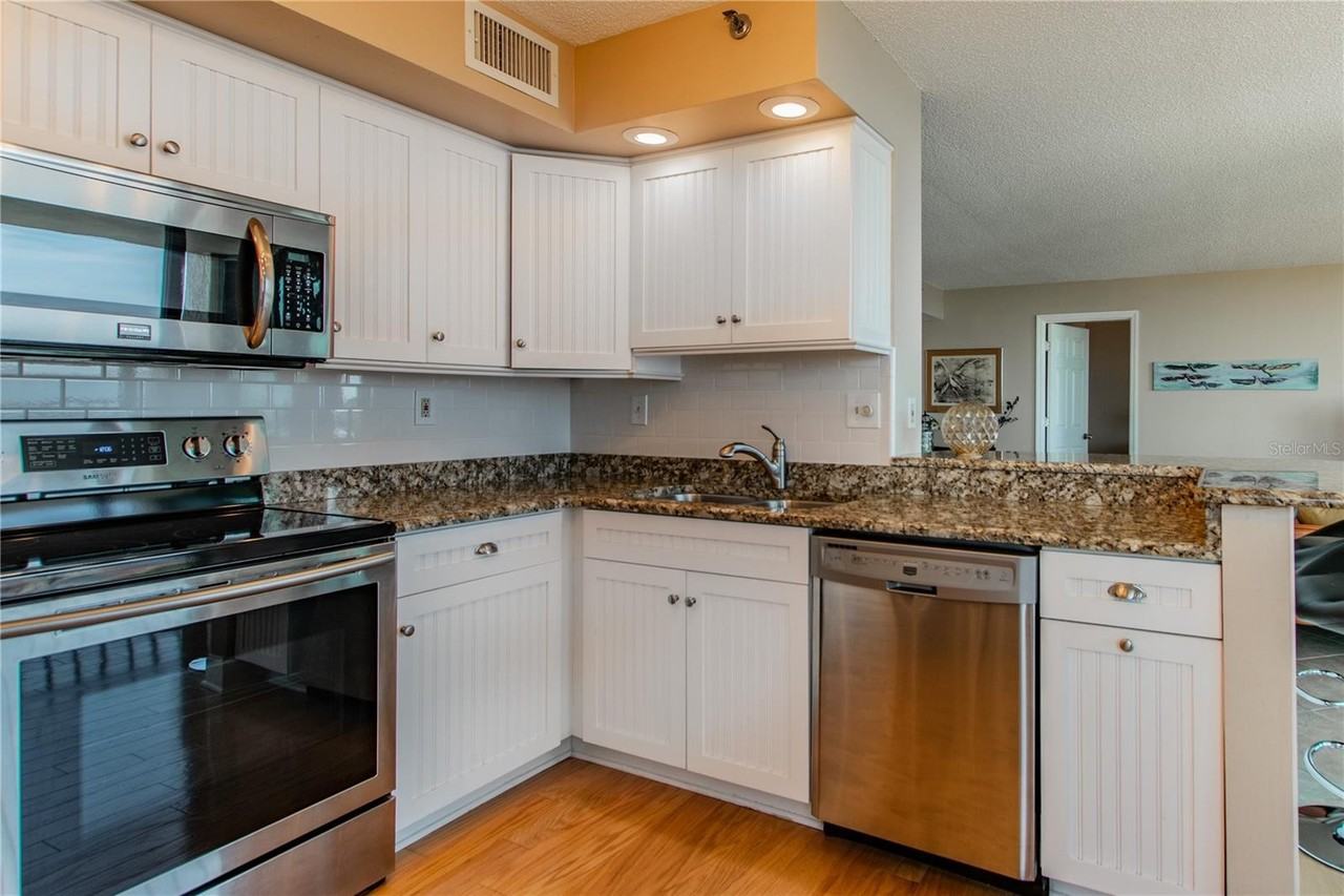 6322 Palma Del Mar Blvd S #1004 - Photo 6 of 30