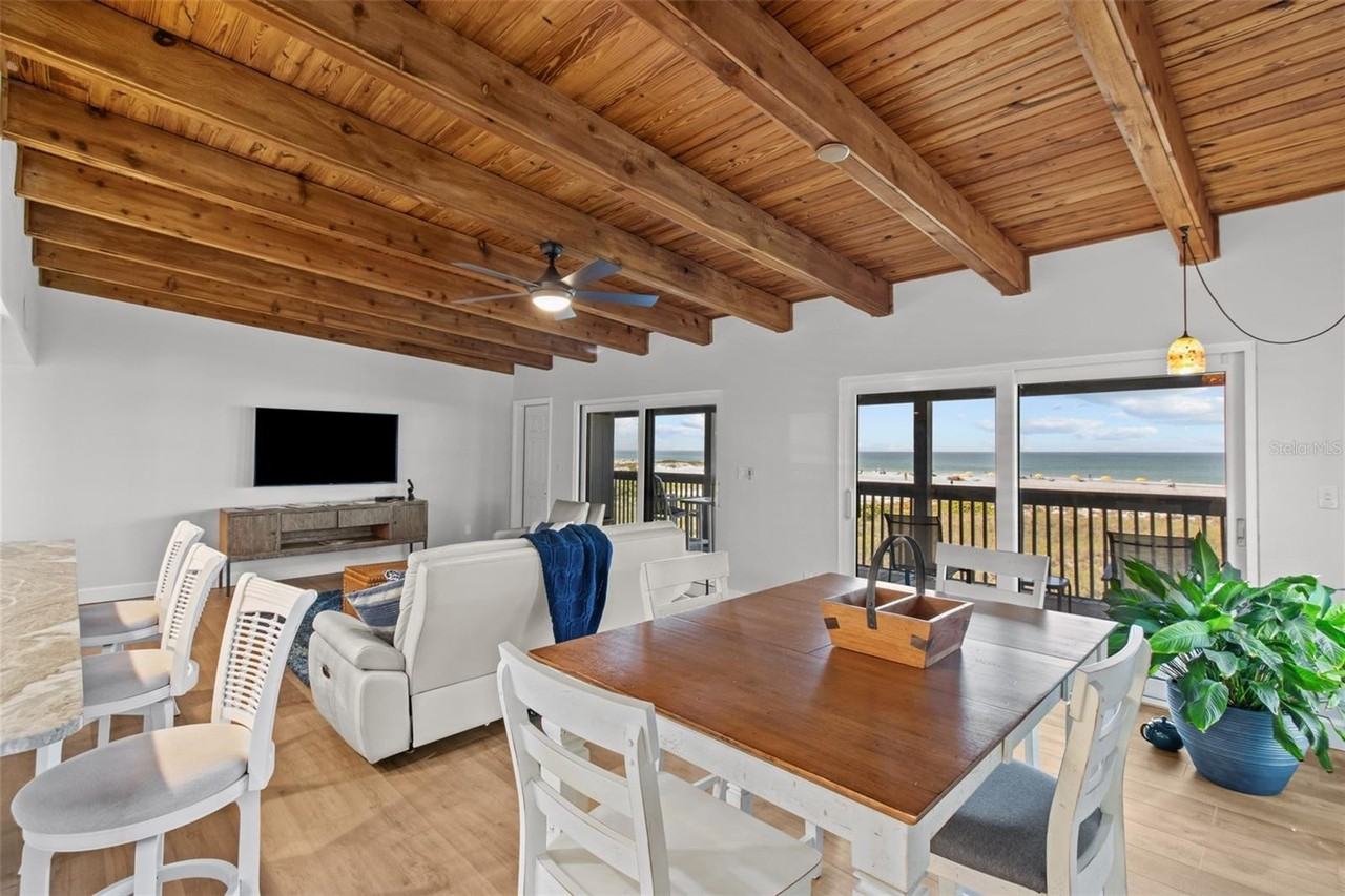 200 120th Ave W #8A - Photo 7 of 48