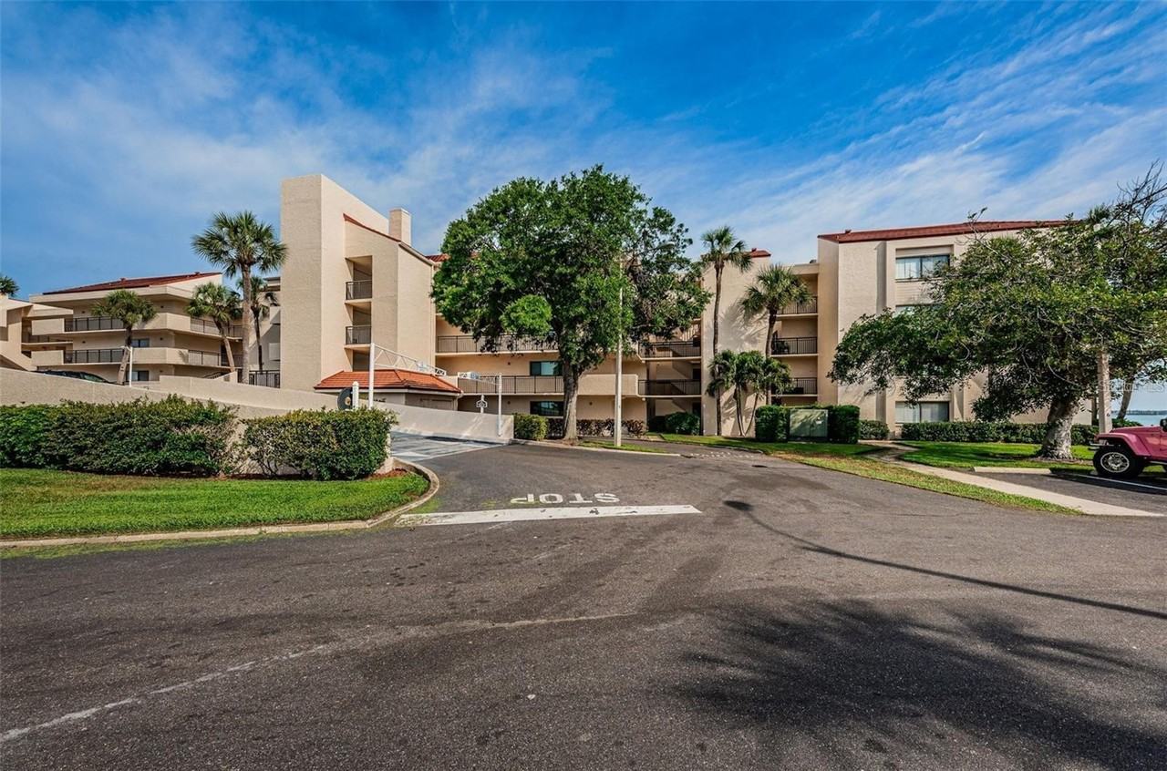 5541 Puerta Del Sol Blvd S #413 - Photo 3 of 20