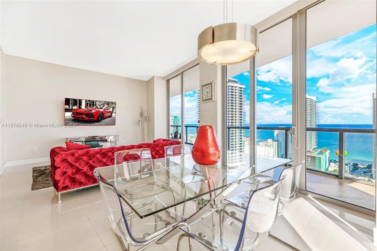 2600 E Hallandale Beach Blvd - Photo 4 of 34