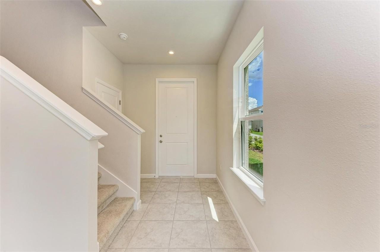 10907 Osprey Glade Ter - Photo 3 of 50