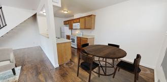 CA-0362 {3220 C St} T.I.C - Photo 1 of 1
