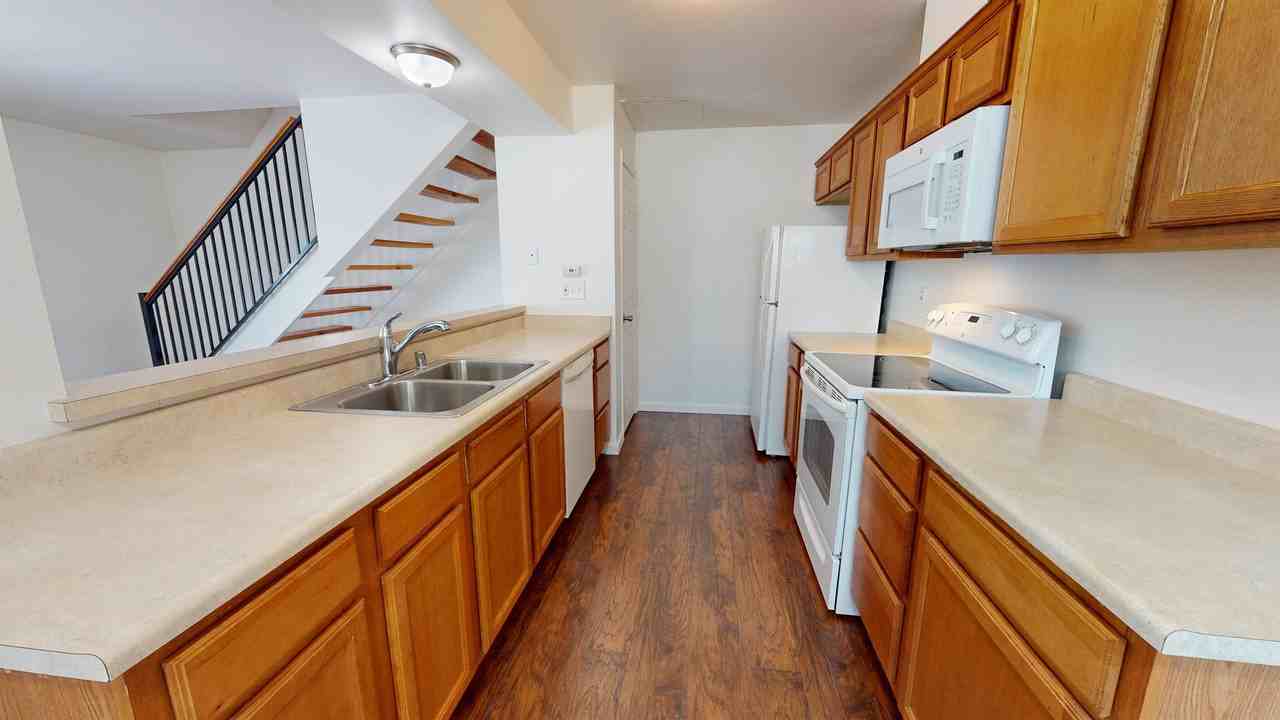 CA-0362 {3220 C St} T.I.C - Photo 2 of 39