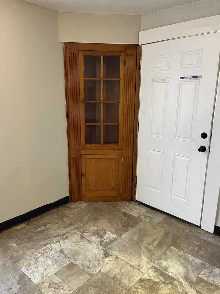 3809 Harrison Avenue - Photo 4 of 8