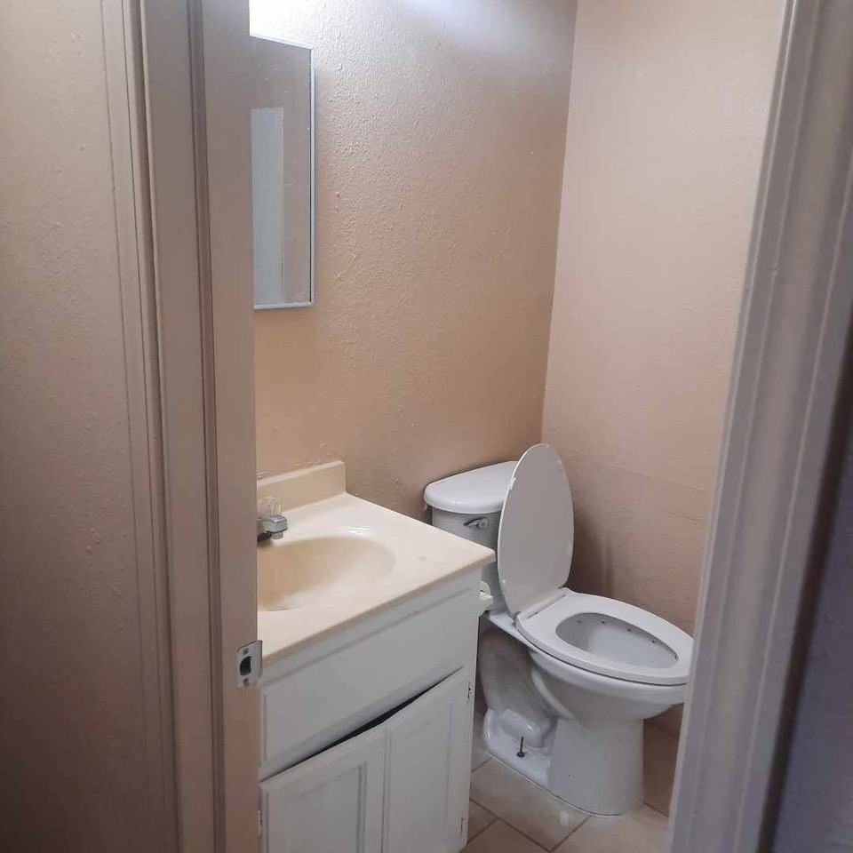 1750 North Minneapolis Street - Photo 3 of 9