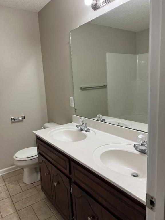 3251 Tower Dr Apt B7 - Photo 6 of 9