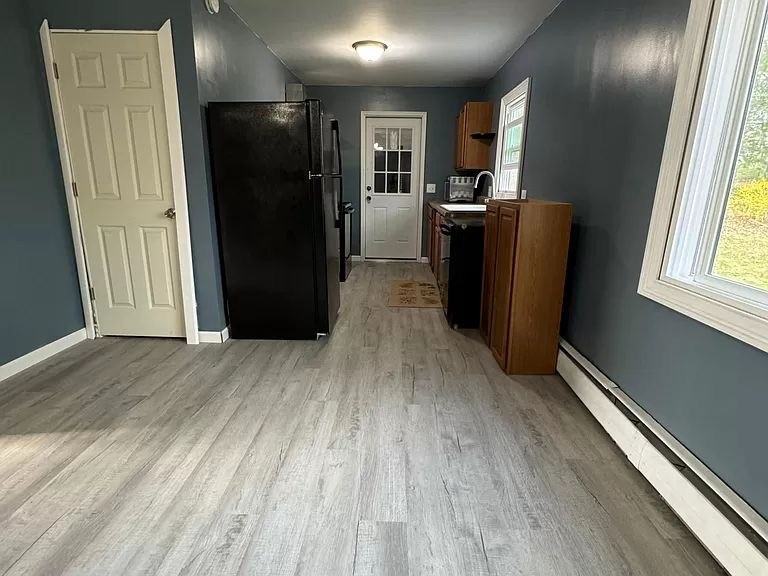 16 Connecticut 164 - Photo 3 of 17