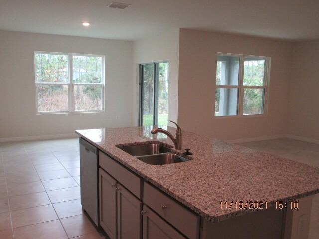 269 Sunset Point Dr - Photo 3 of 18