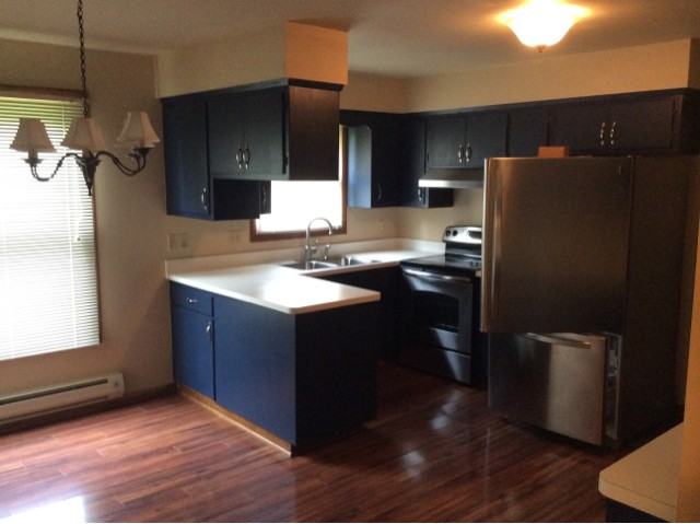 4310 Myrtle Ct - Photo 3 of 7