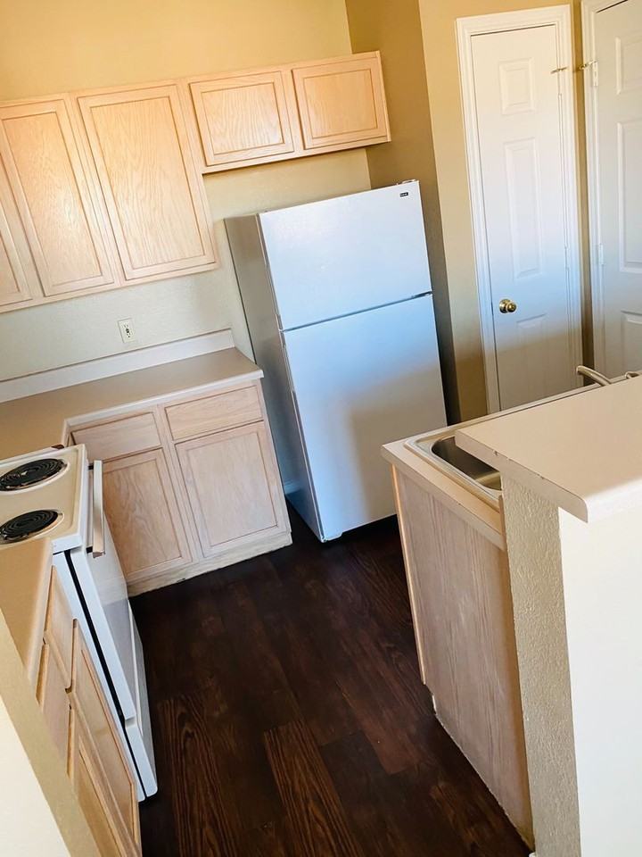 Sagewood Apartments - Photo 2 of 24