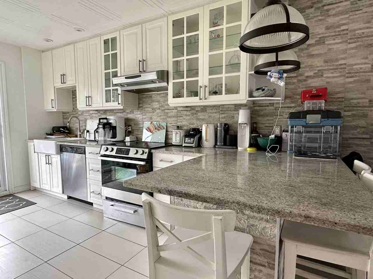 6372 Boul. Roi-René - Photo 3 of 11