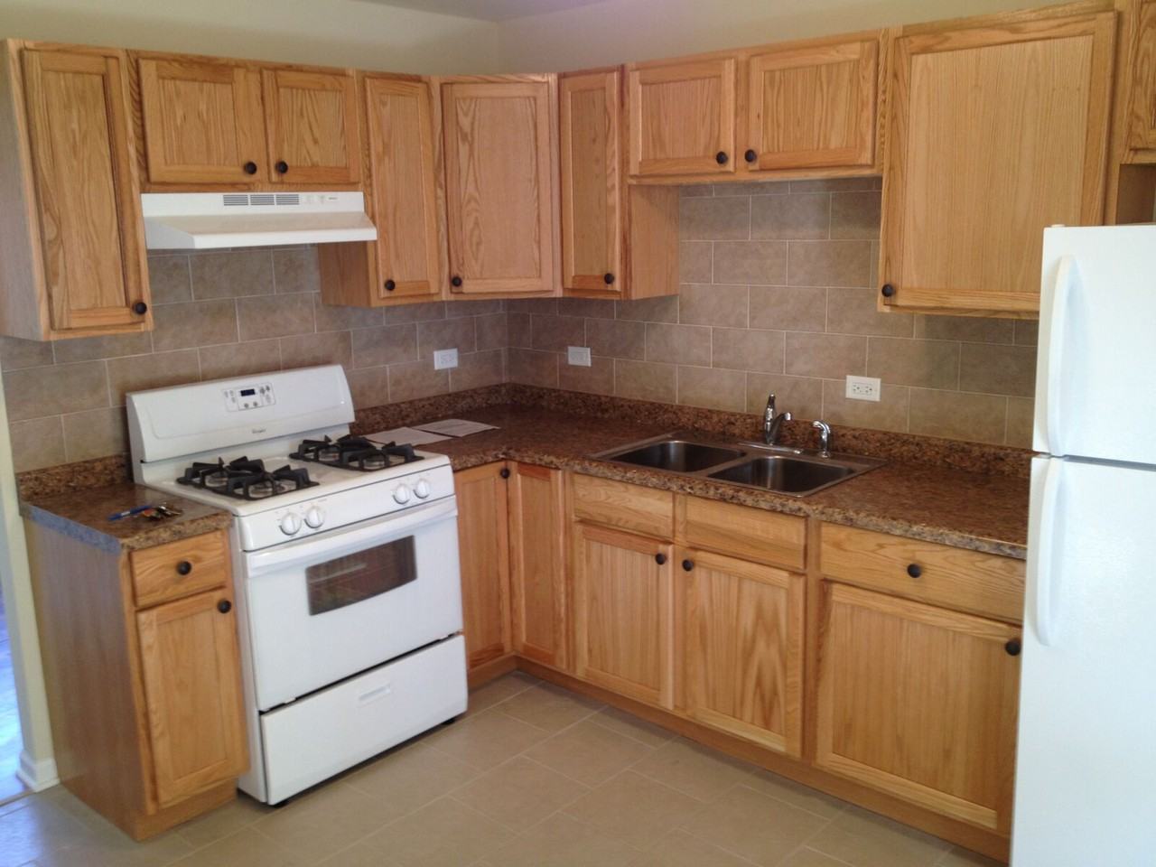 4131 Indian Hill Dr - Photo 3 of 15