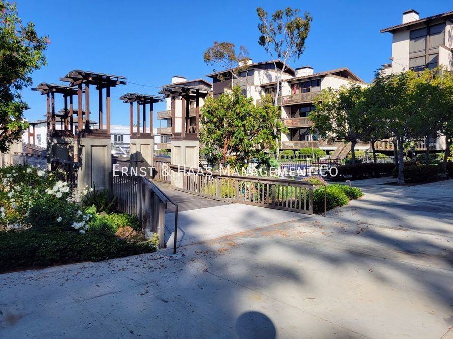 7312 Marina Pacifica Dr N - Photo 2 of 27