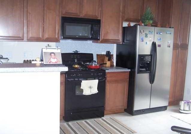 9910 Cleaver St - Photo 2 of 5