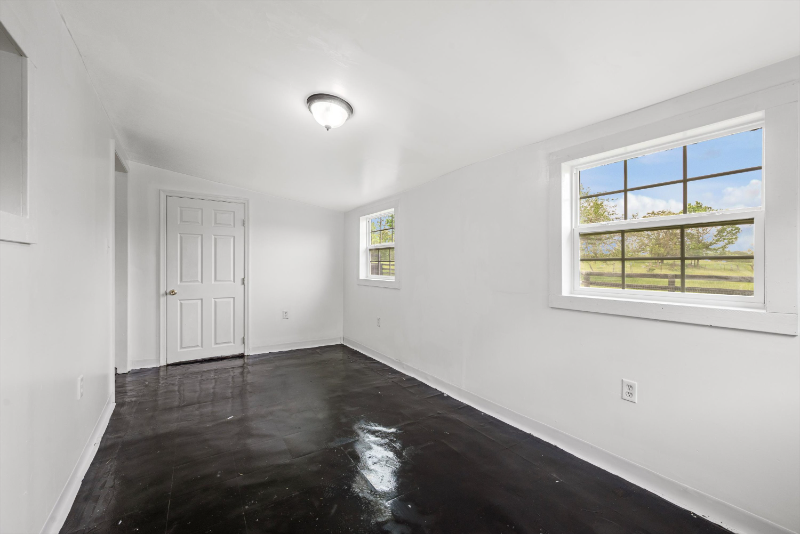 6 Triple Oak Ln - Photo 5 of 18