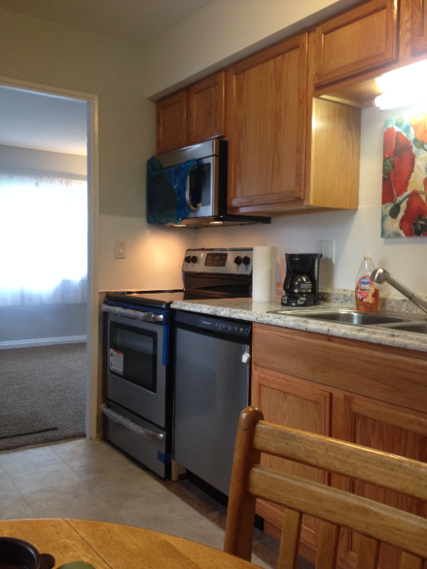 891 Lochhaven Blvd - Photo 2 of 5