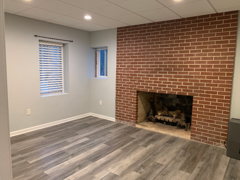 2131 Addison Rd Ne #B - Photo 4 of 10