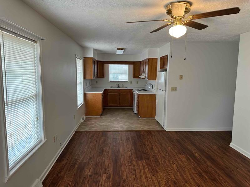 13060 Lindell Rd #C - Photo 3 of 11