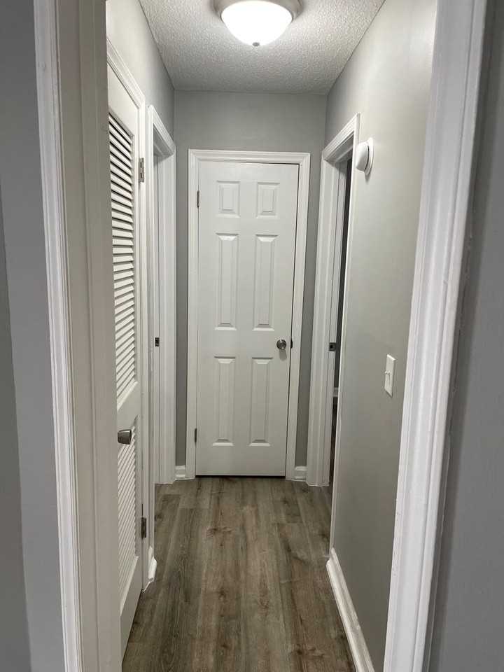 DUBLIN SQUARE APTS - Photo 6 of 15