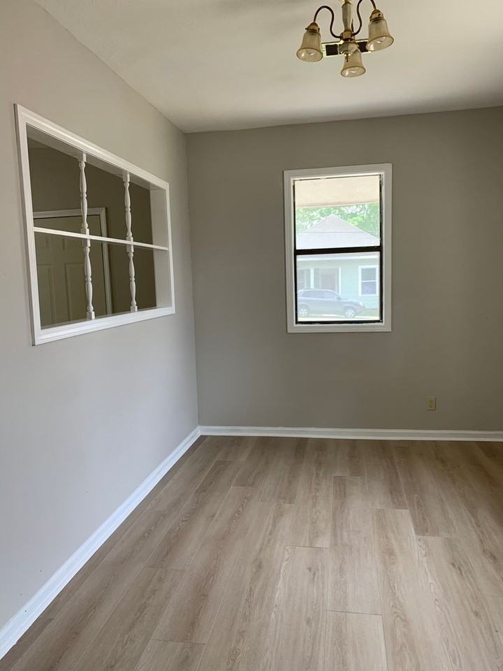 1320 W Huntington Ave #DNT - Photo 3 of 13