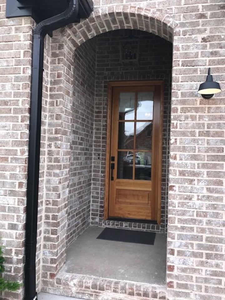 710 Wildcreek Cir - Photo 2 of 16